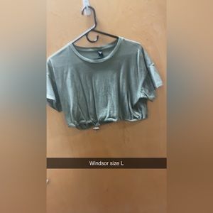 Windsor Cropped T
